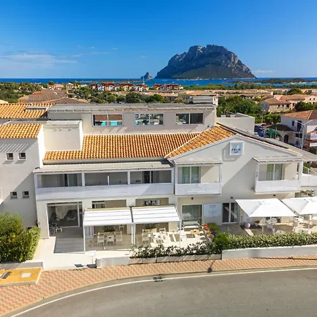 Aparthotel Felix - Loiri Porto San Paolo