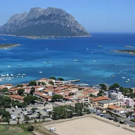 Felix - 4* Loiri Porto San Paolo