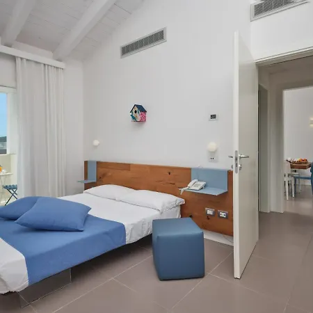 Felix - 4* Porto San Paolo (Sardinia)